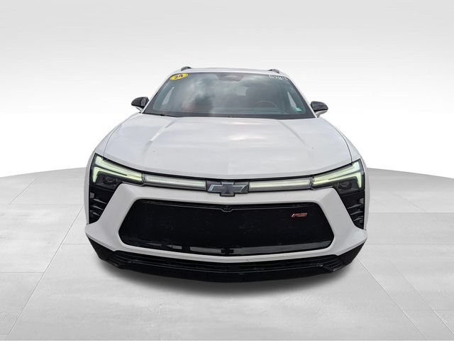 Used 2024 Chevrolet Blazer EV RS AWD/4WD image 2