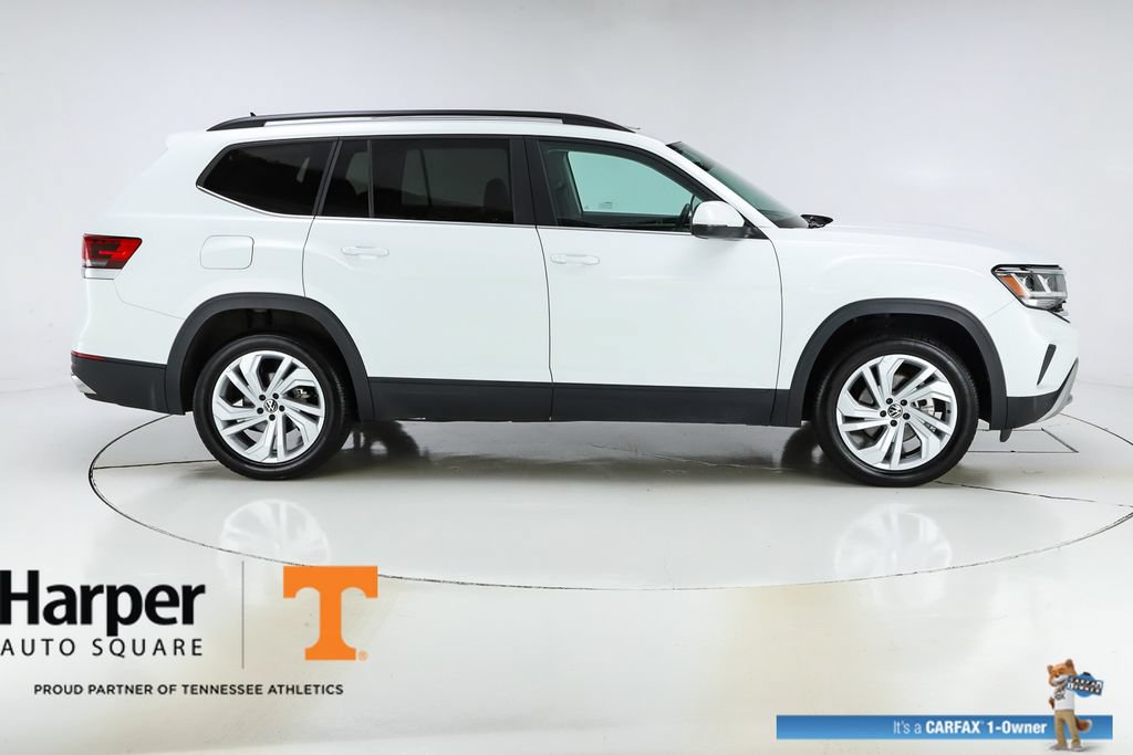 Used 2023 Volkswagen Atlas SE w/ Panoramic Sunroof Package FWD image 10