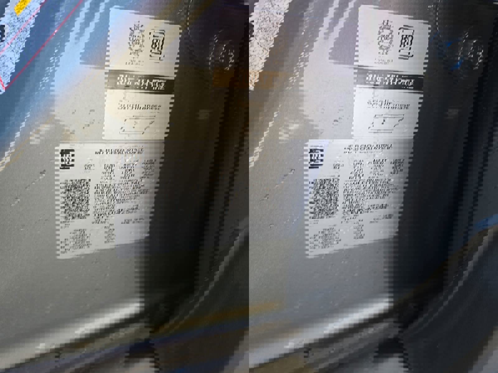 Used 2023 GMC Acadia SLE w/ Driver Convenience Package image 35