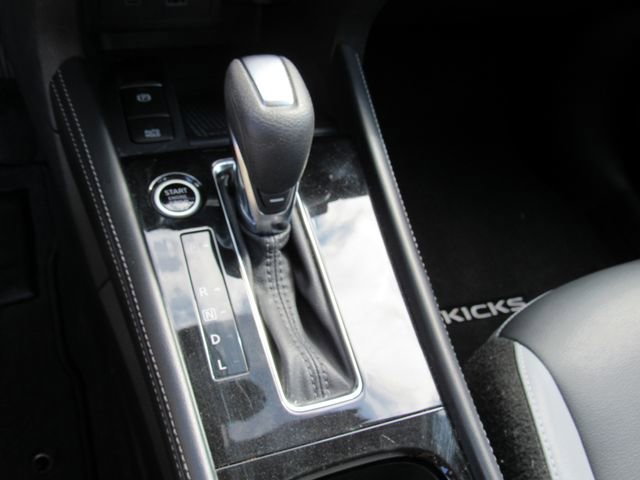 Certified 2024 Nissan Kicks SR w/ SR Premium Package FWD image 26