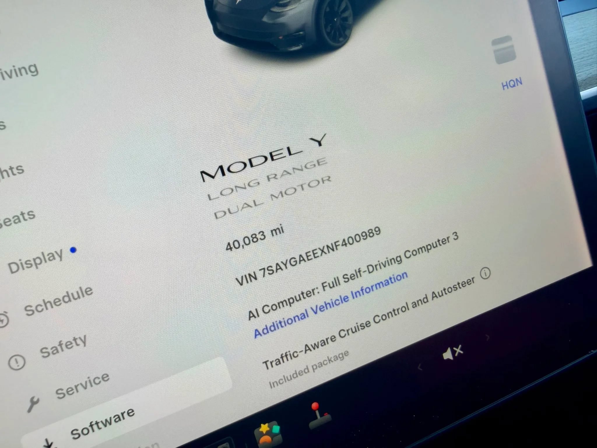Used 2022 Tesla Model Y Long Range AWD/4WD image 42