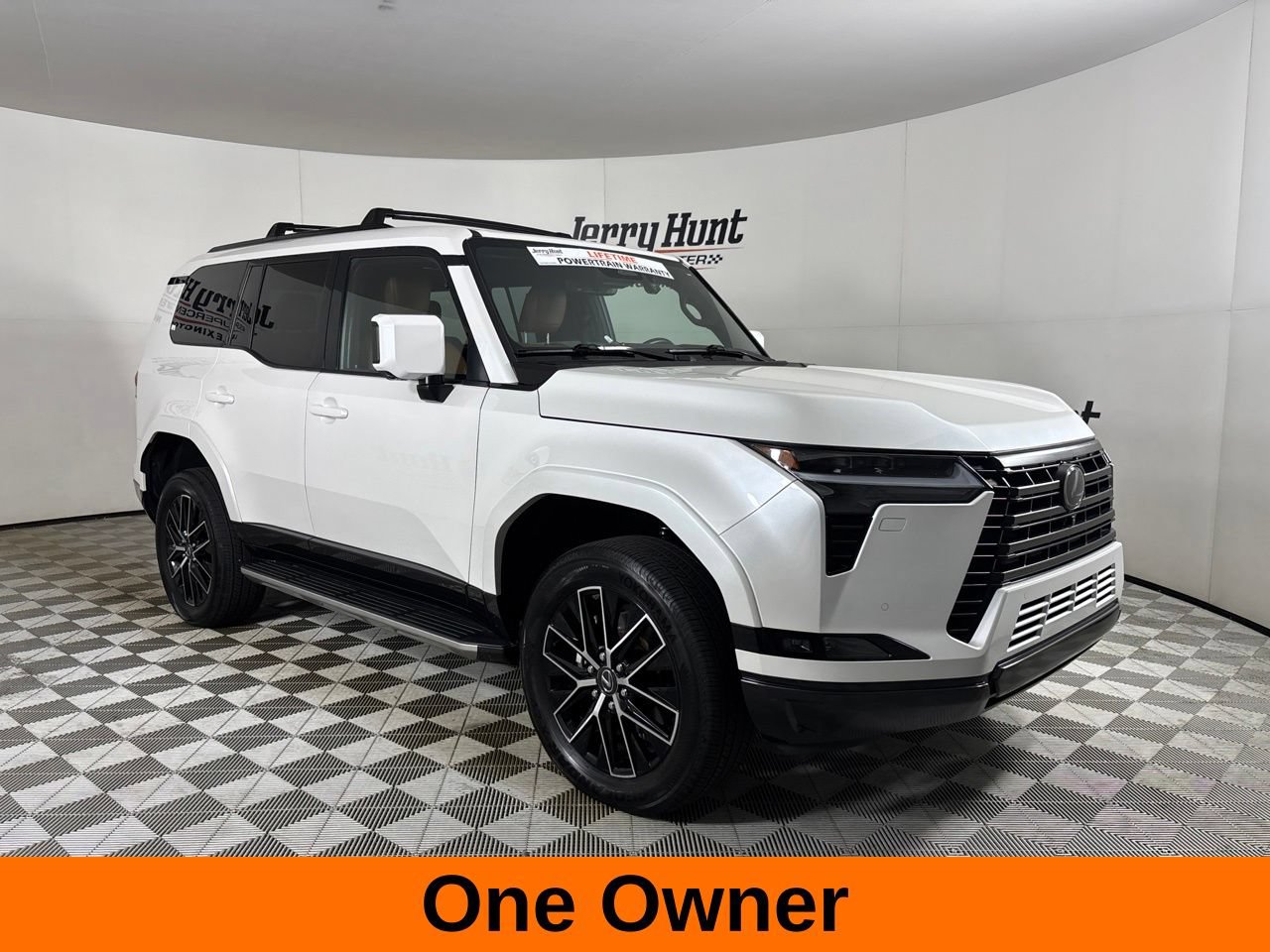 Used 2024 Lexus GX 550 w/ Cold Area Package AWD/4WD image 4