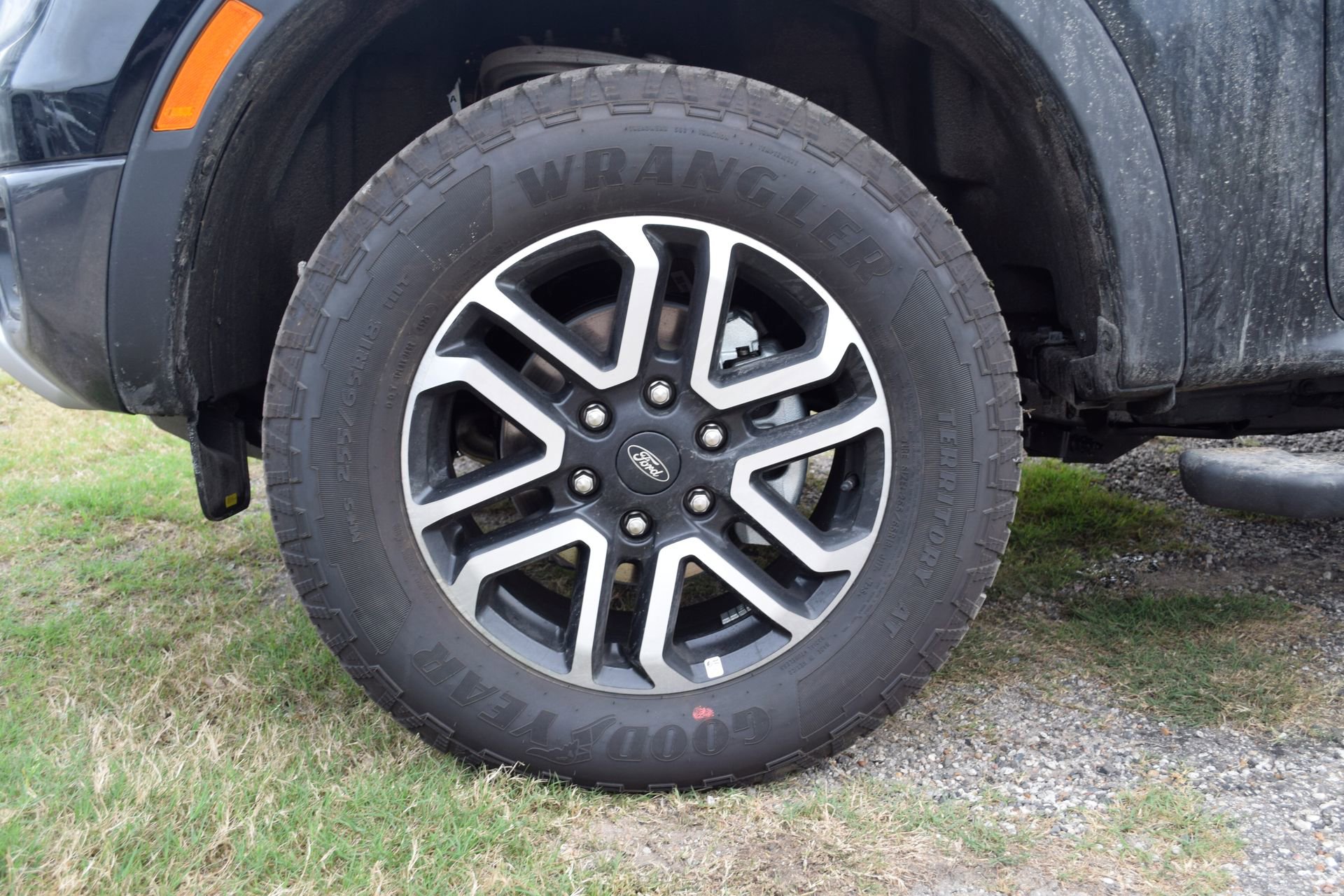 New 2026 Ford Ranger Lariat w/ FX4 Off-Road Package image 25