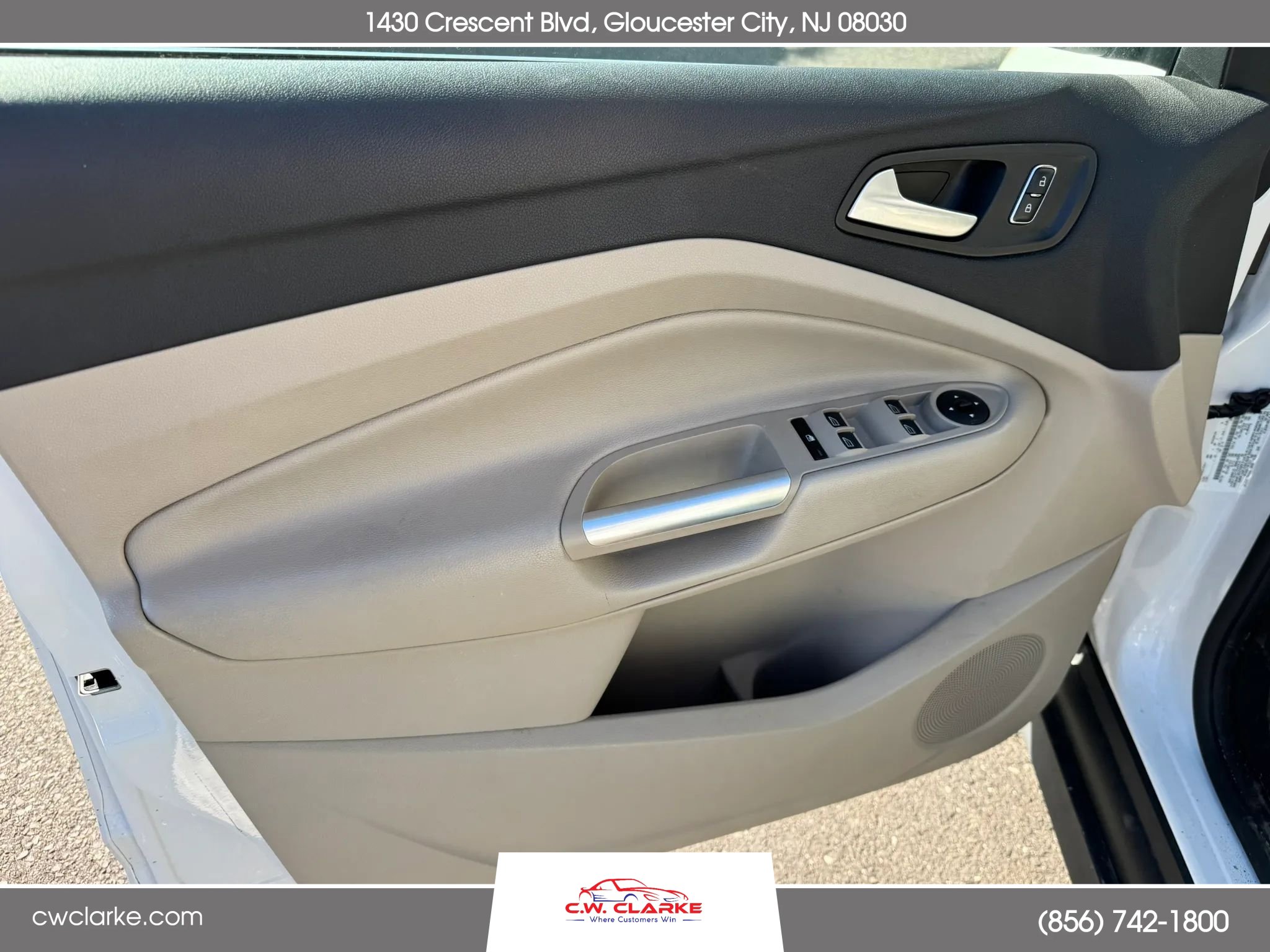 Used 2016 Ford C-MAX Energi SEL w/ Equipment Group 302A image 14