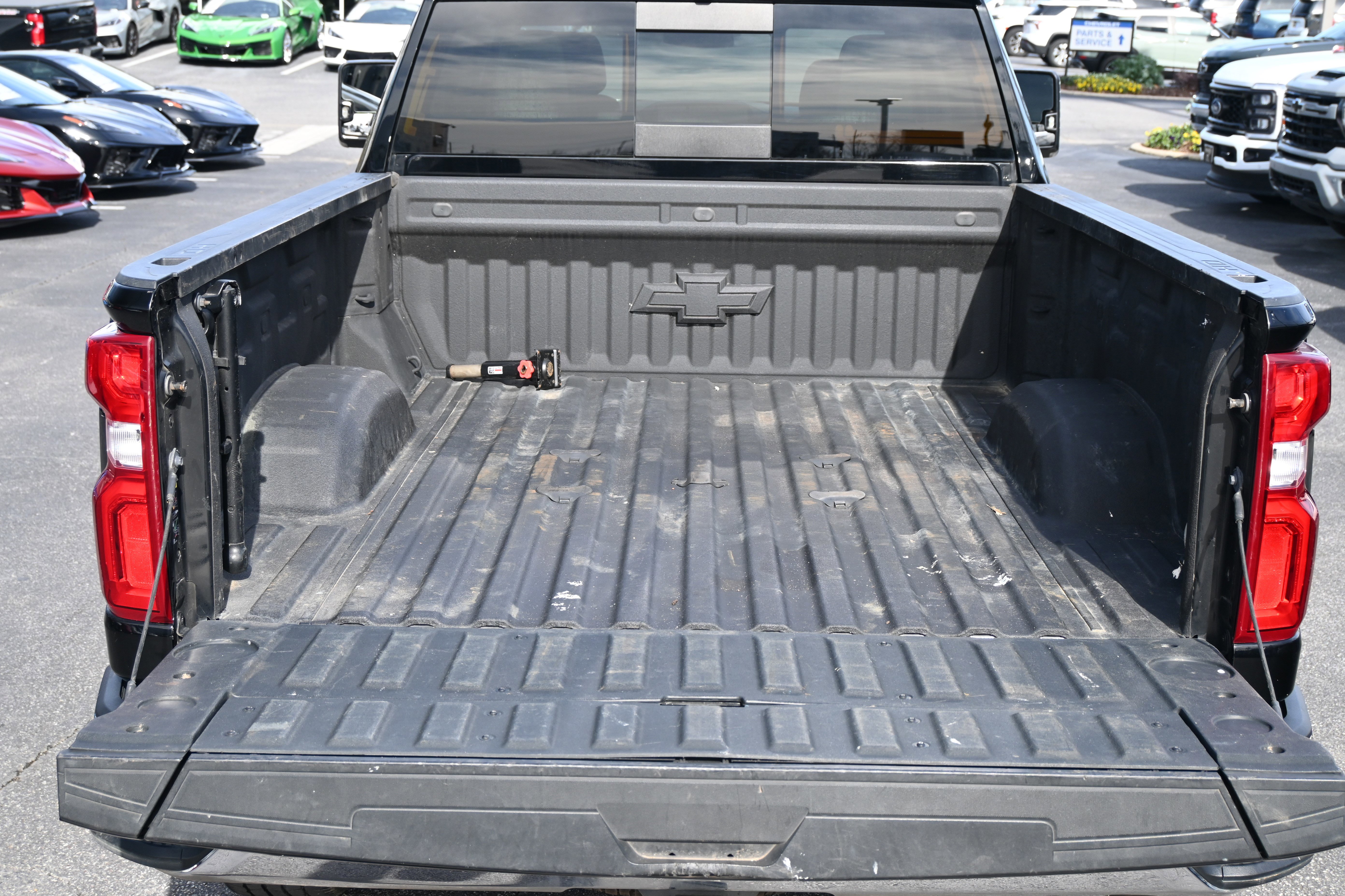 Used 2022 Chevrolet Silverado 2500 LTZ w/ LTZ Plus Package image 36