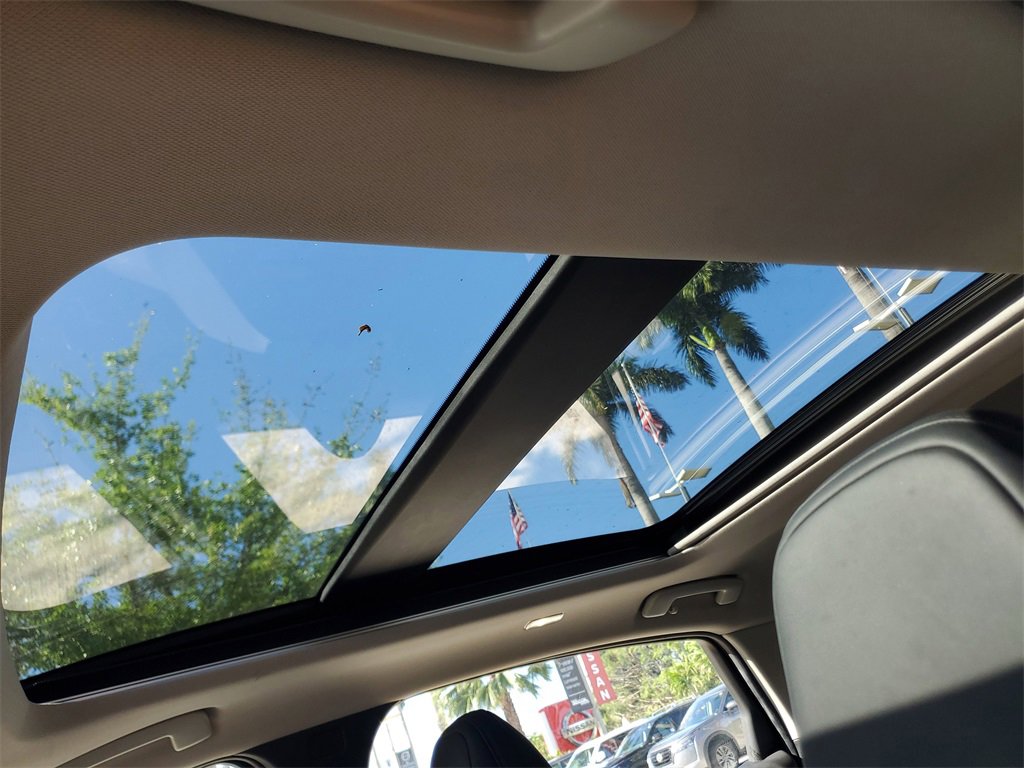 Certified 2024 Nissan Ariya AWD image 20