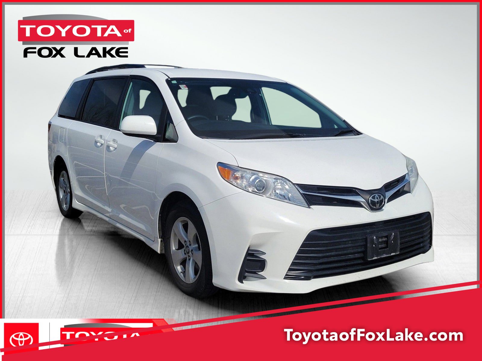 Used 2019 Toyota Sienna LE w/ Carpet Mat Package