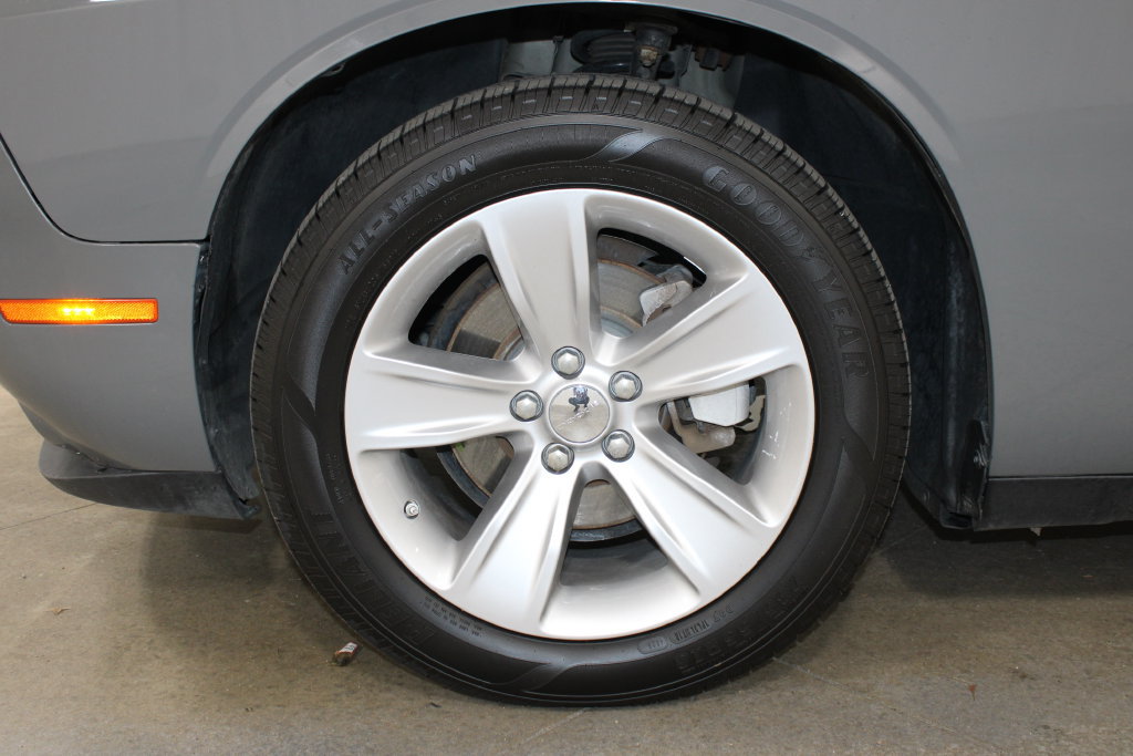 Used 2023 Dodge Challenger SXT RWD image 42