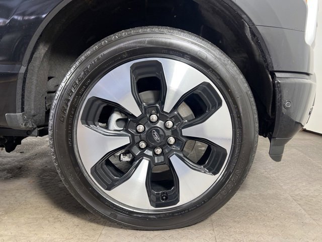 Used 2023 Ford F150 Lightning Platinum image 9