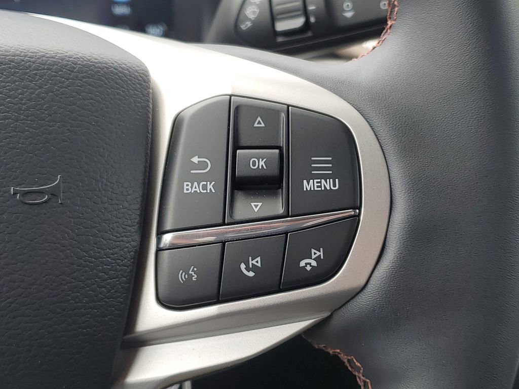 New 2026 Ford Explorer Active AWD/4WD image 13
