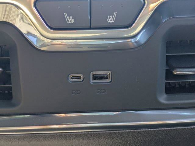 New 2026 GMC Sierra 2500 Denali w/ Denali Reserve Package image 16