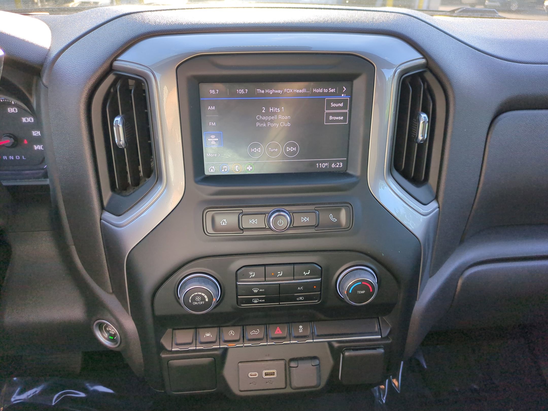 Used 2022 Chevrolet Silverado 1500 Custom AWD/4WD image 22