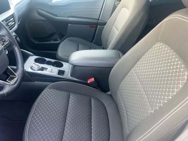 Used 2023 Ford Escape Active w/ Tech Pack #2 AWD/4WD image 10