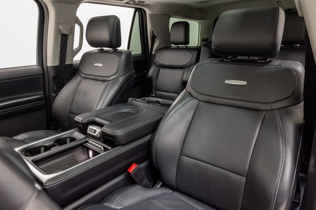 Used 2025 Ford Expedition Platinum AWD/4WD image 11