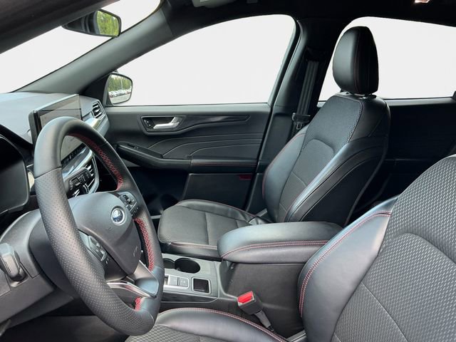 Used 2024 Ford Escape ST-Line w/ Tech Pack #1 image 10