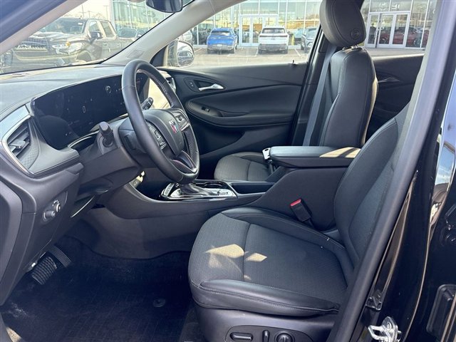 Certified 2024 Buick Encore GX Preferred w/ Comfort Package image 18