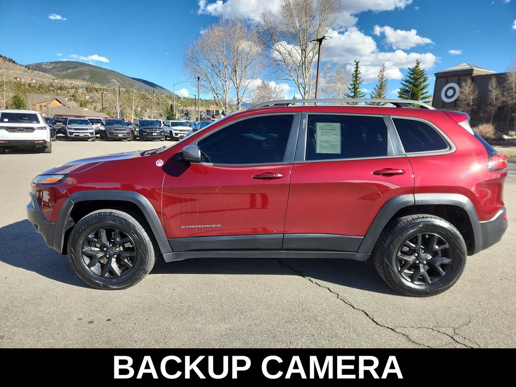 Used 2018 Jeep Cherokee Trailhawk w/ Quick Order Package 27L AWD/4WD image 3