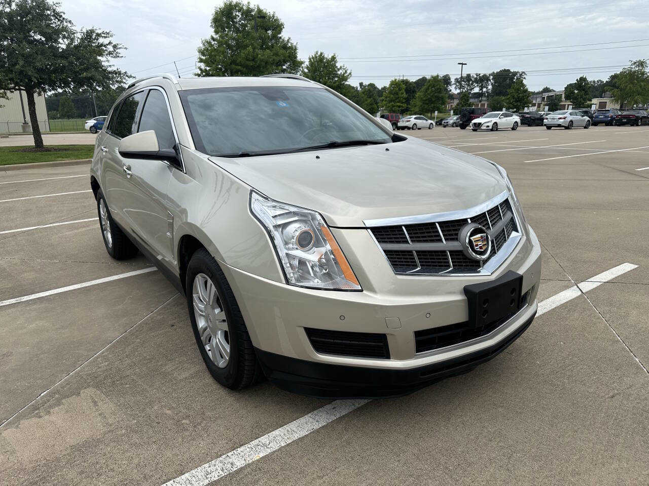 Used 2012 Cadillac SRX Luxury image 1