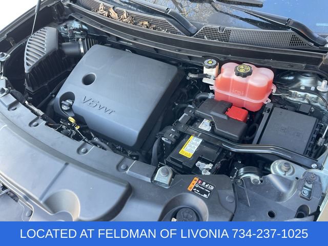 Used 2023 Chevrolet Traverse LT image 28