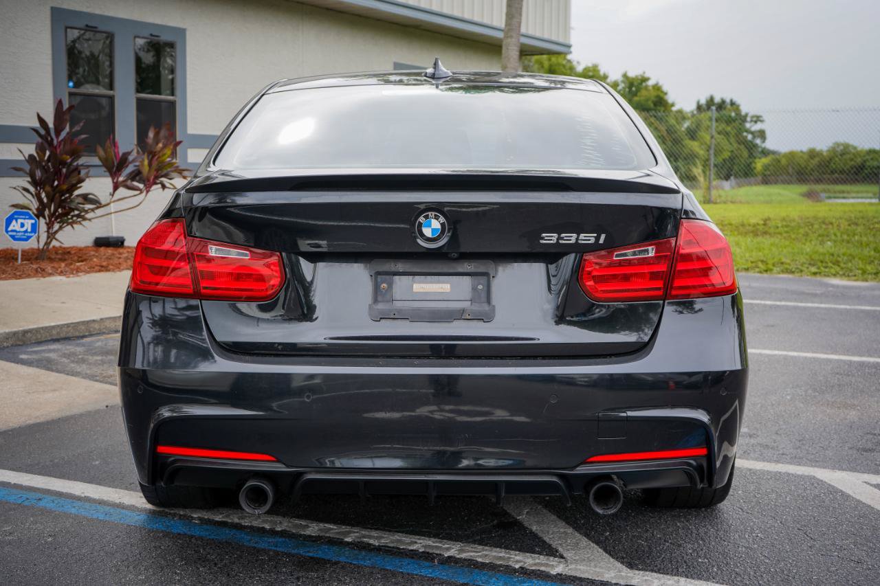 Used 2014 BMW 335i xDrive Sedan w/ Technology Package AWD/4WD image 5