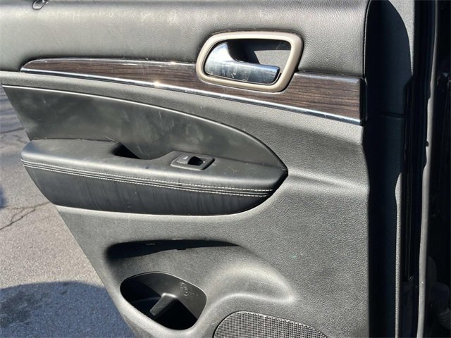 Used 2016 Jeep Grand Cherokee Overland image 19