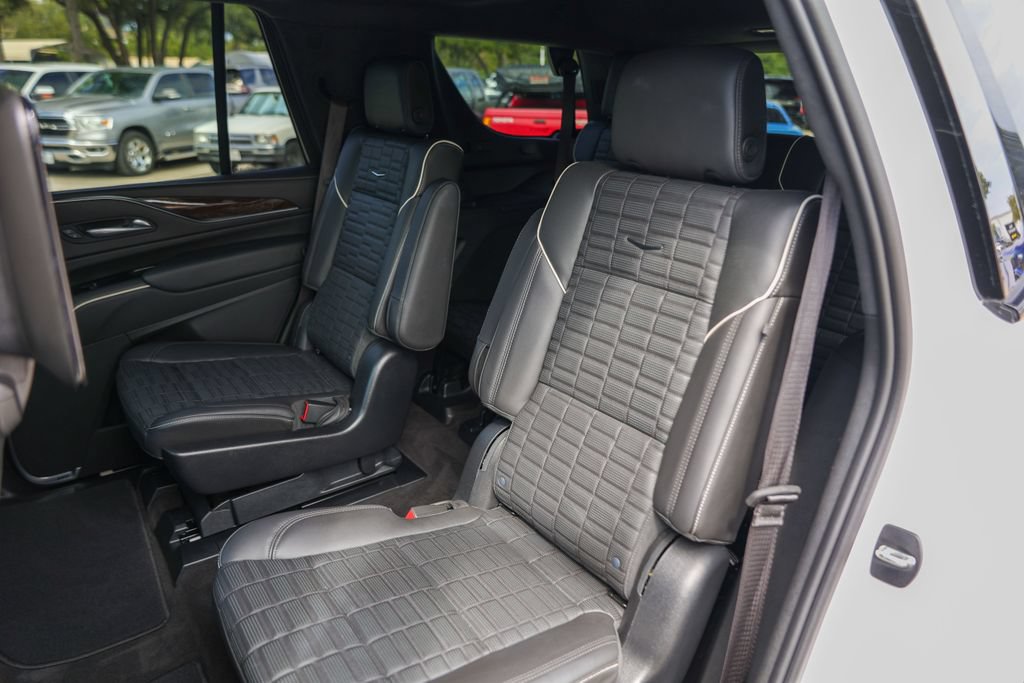 Used 2023 Cadillac Escalade Sport Platinum RWD image 25