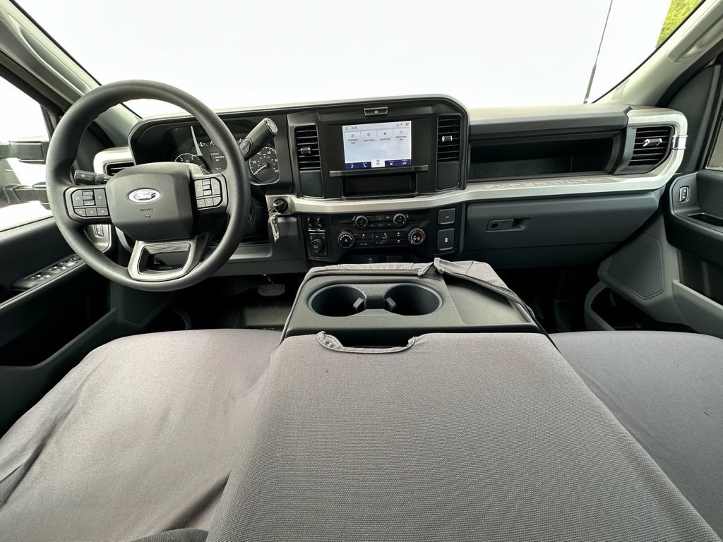 New 2026 Ford F550 4x4 SuperCab Super Duty image 19