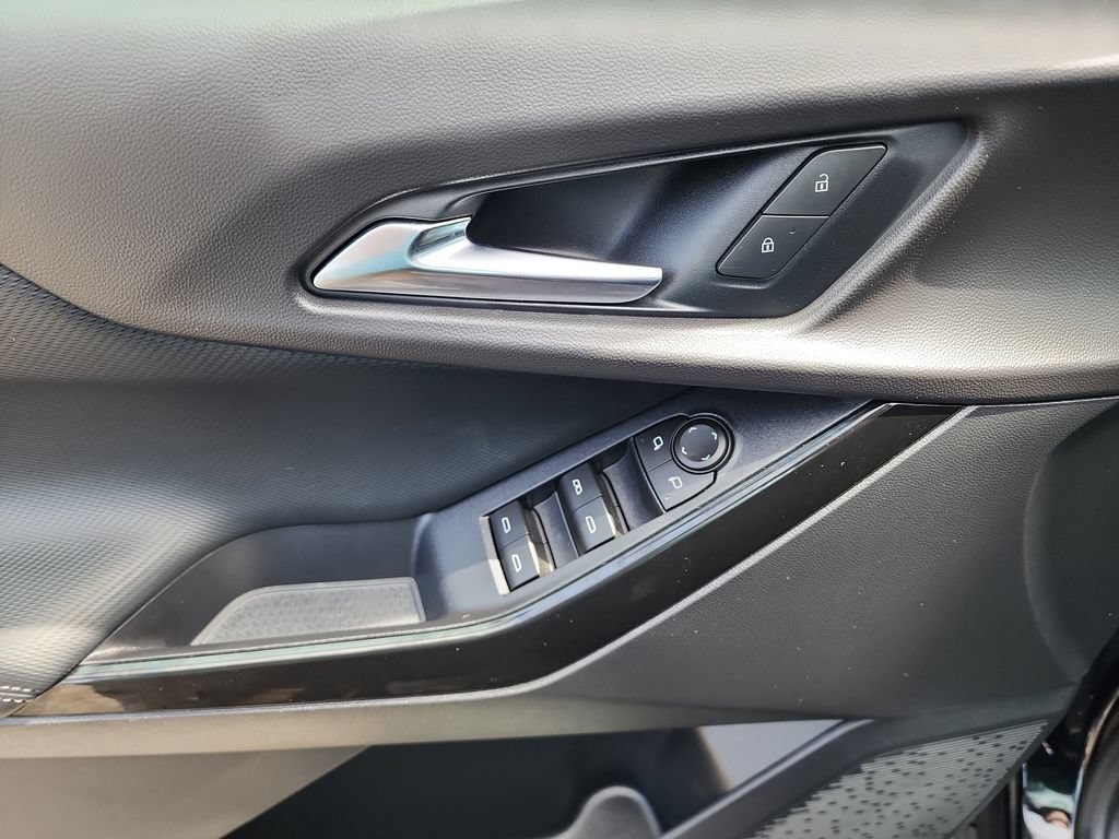 Certified 2026 Chevrolet Equinox LT FWD image 14