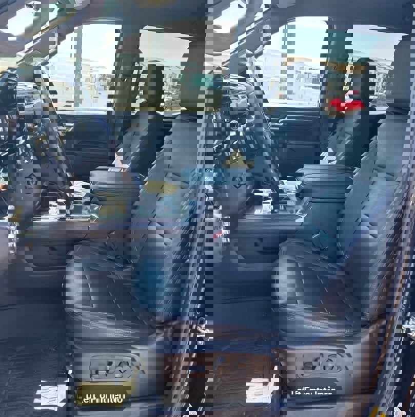 Used 2023 GMC Sierra 1500 SLT w/ SLT Premium Package image 9