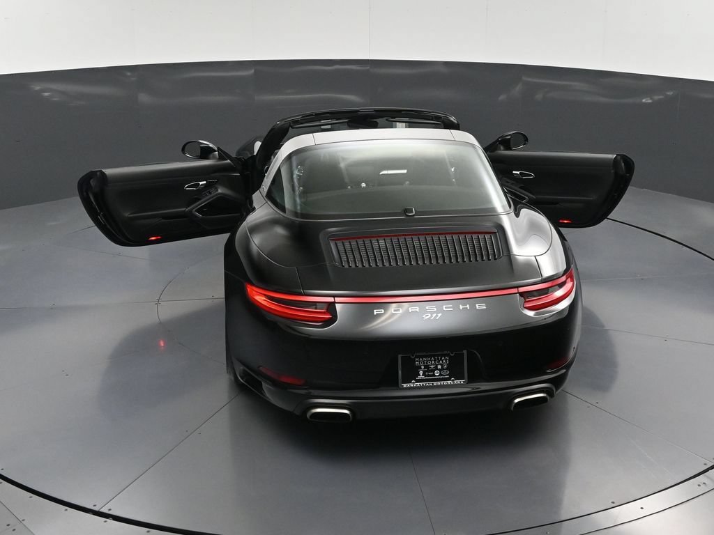 Certified 2017 Porsche 911 Targa 4 AWD/4WD image 36
