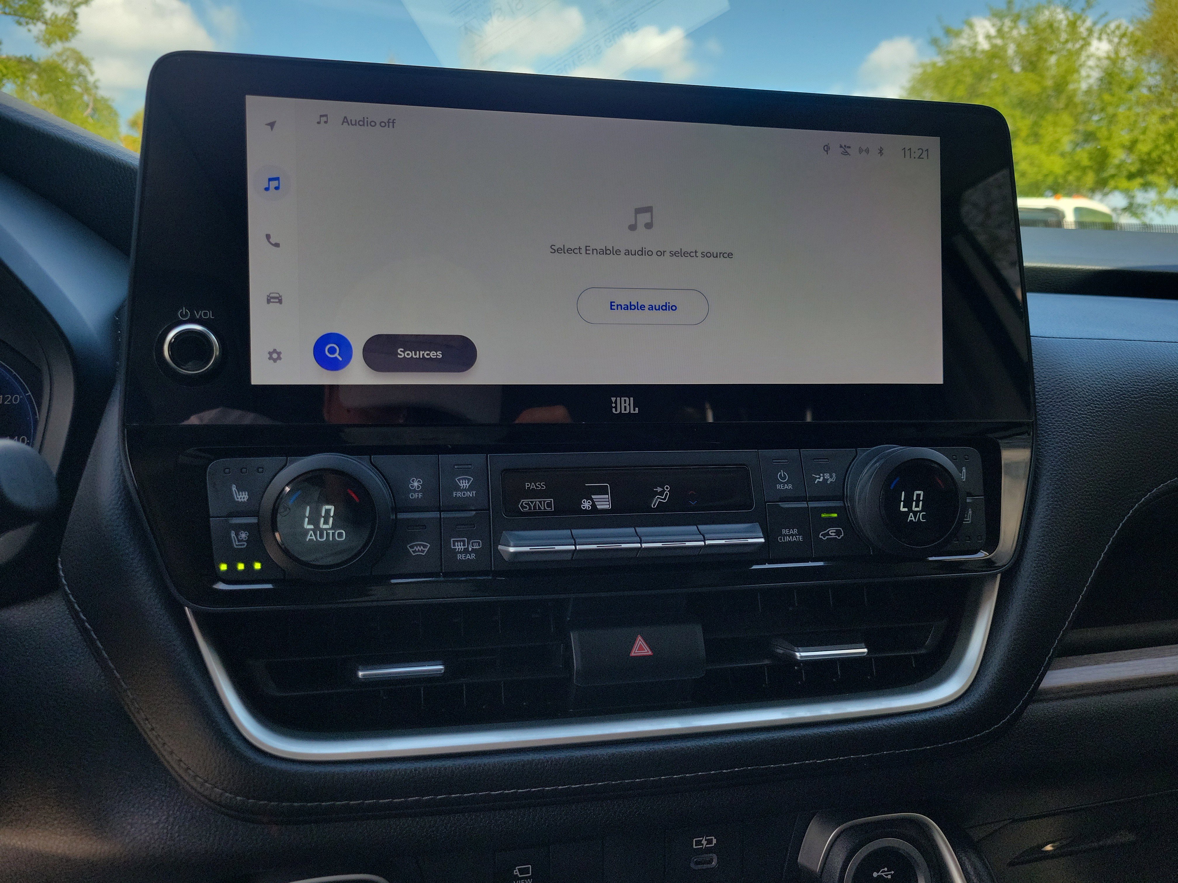 Used 2024 Toyota Grand Highlander Limited image 21