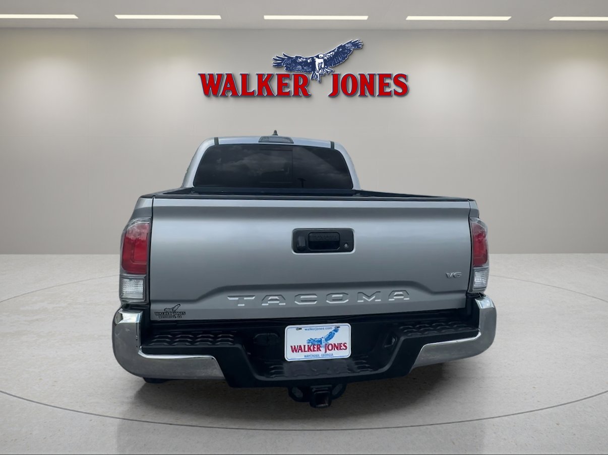 Used 2022 Toyota Tacoma TRD Off-Road image 5