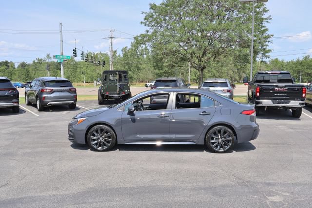 Used 2024 Toyota Corolla SE FWD image 4