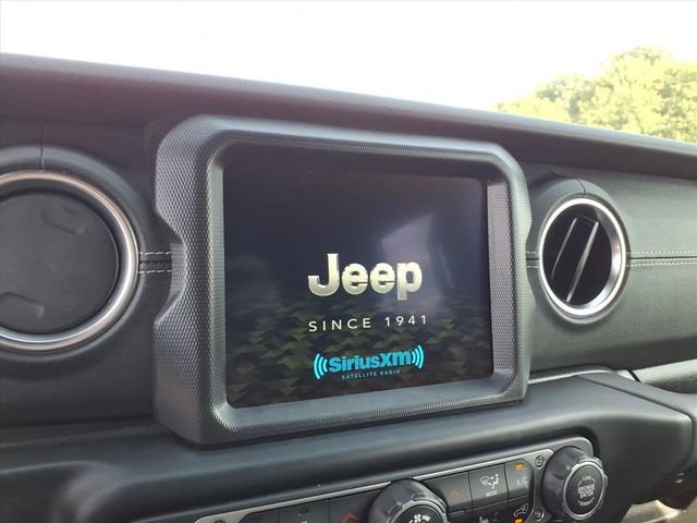 Used 2023 Jeep Wrangler Unlimited Sahara w/ Cold Weather Group AWD/4WD image 20