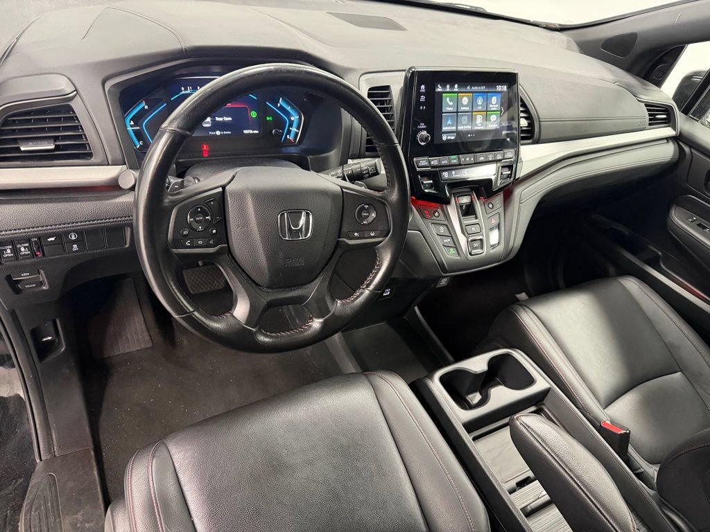 Used 2024 Honda Odyssey Sport image 9