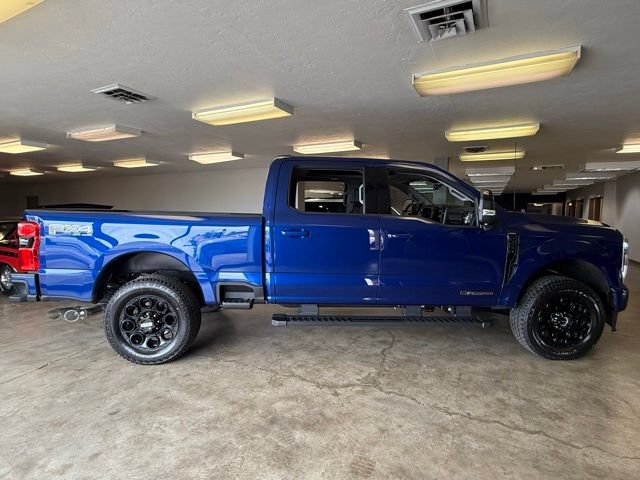 New 2026 Ford F250 Lariat w/ Black Appearance Package AWD/4WD image 9