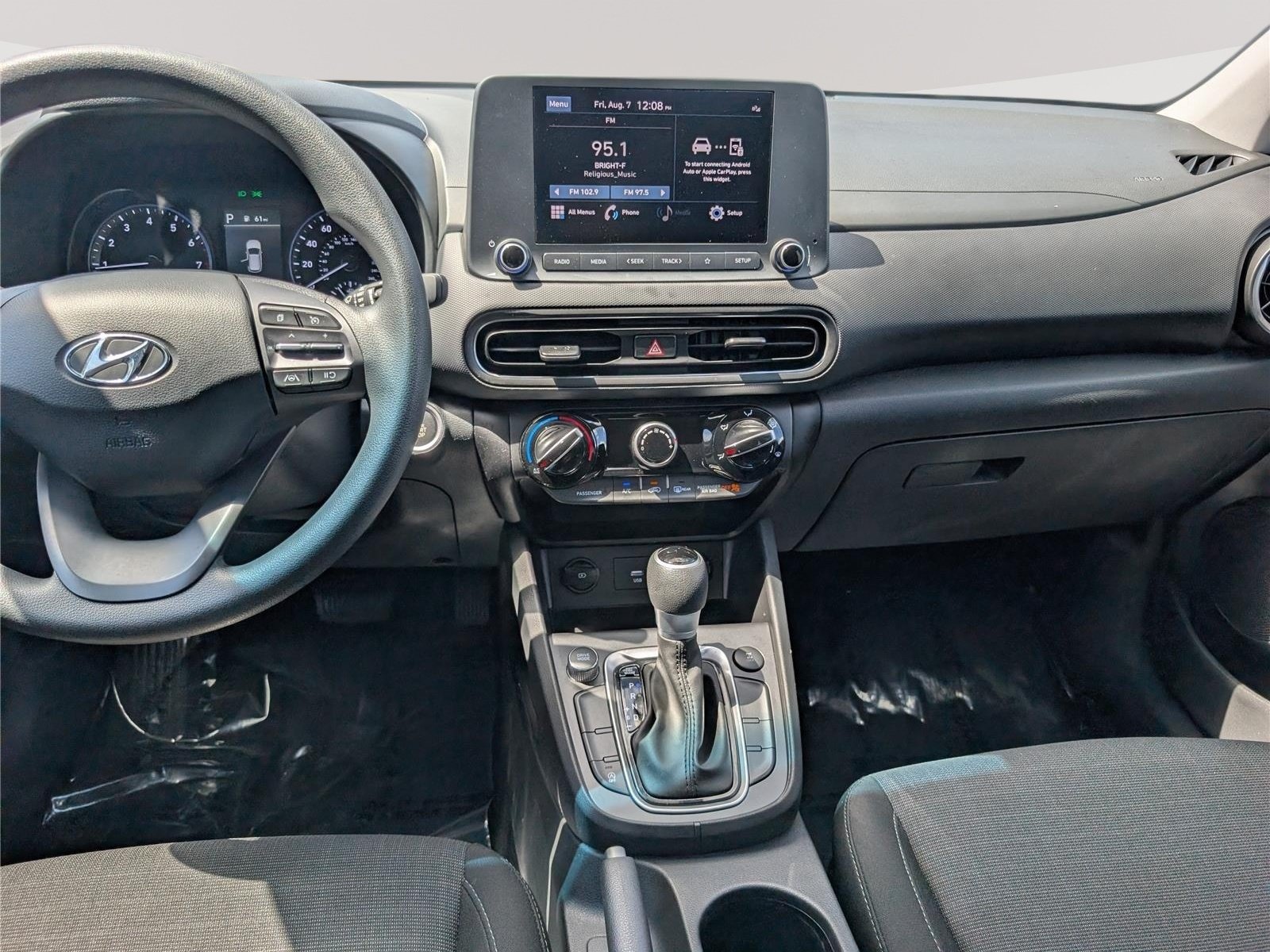 Used 2023 Hyundai Kona SEL w/ Cargo Package AWD/4WD image 17