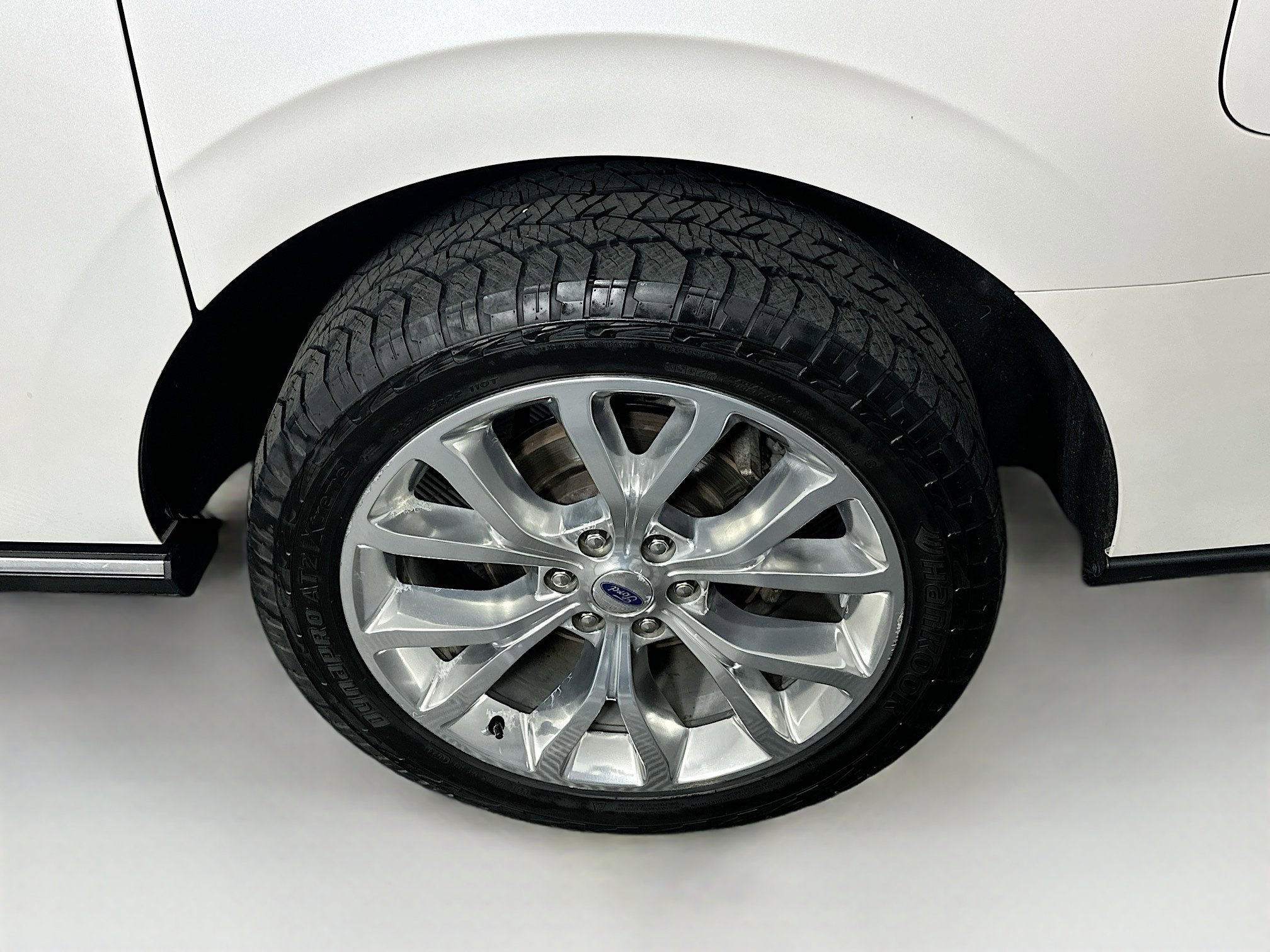 Used 2019 Ford Expedition Max Limited w/ Equipment Group 302A image 11