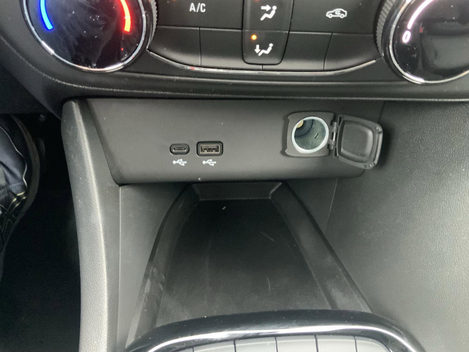 Used 2024 Buick Encore GX Preferred image 43