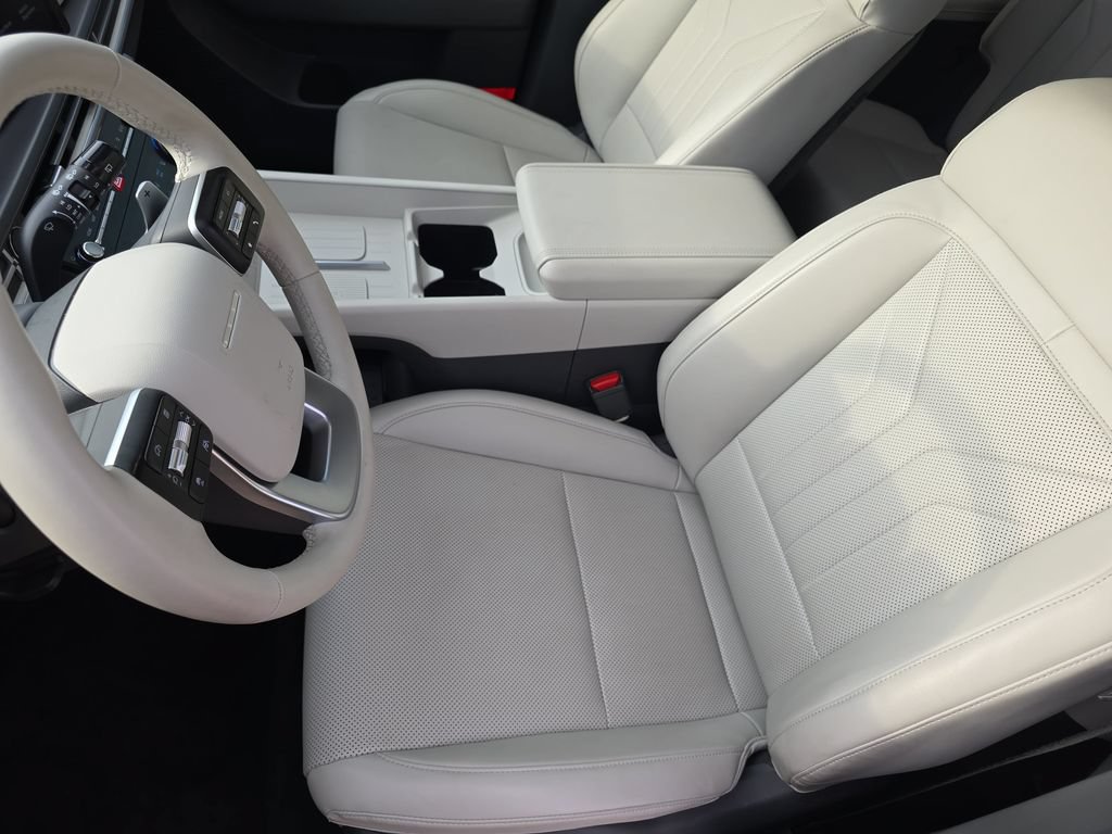 Used 2026 Hyundai Santa Fe SEL FWD image 16