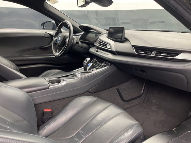 Used 2015 BMW i8 image 12