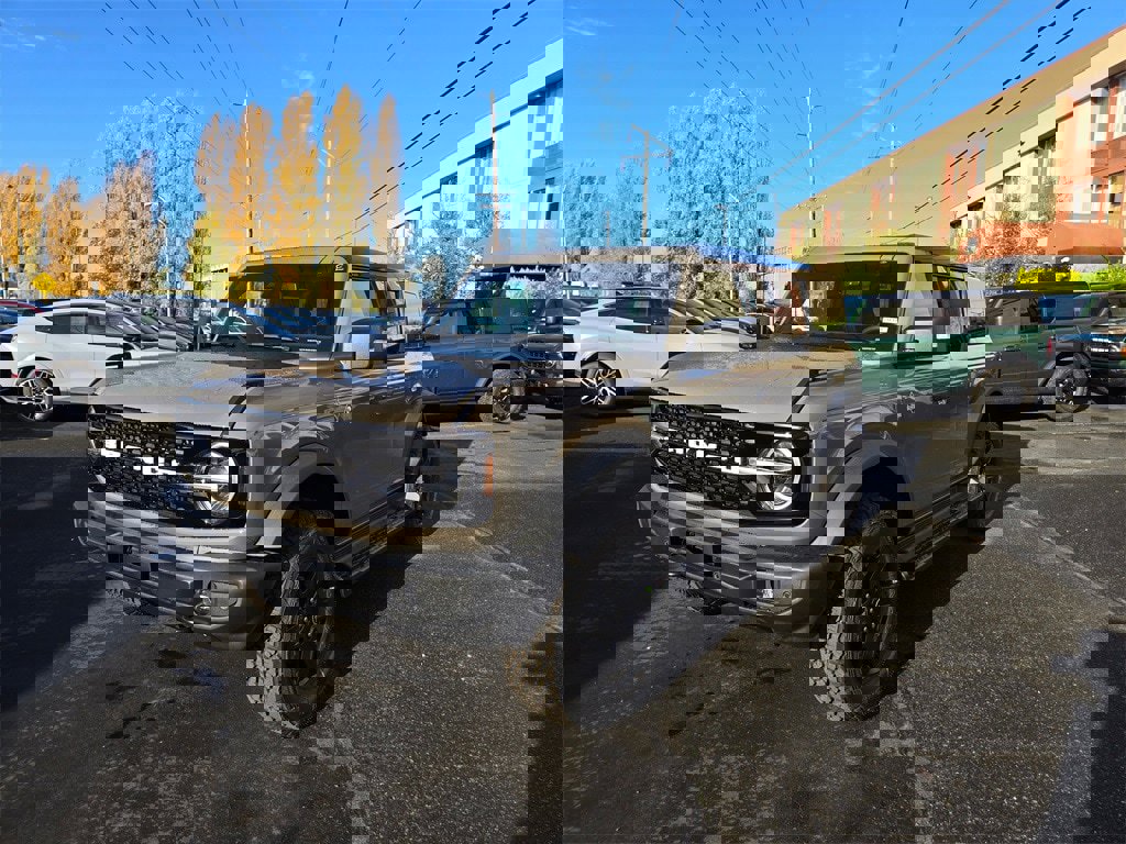 New 2025 Ford Bronco Outer Banks image 1