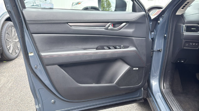 Certified 2025 MAZDA CX-5 Carbon Edition AWD/4WD image 9
