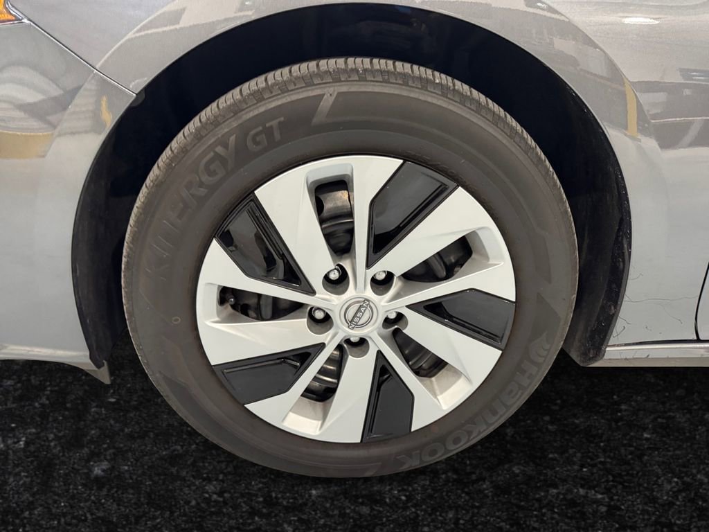 Used 2025 Nissan Altima 2.5 S image 27