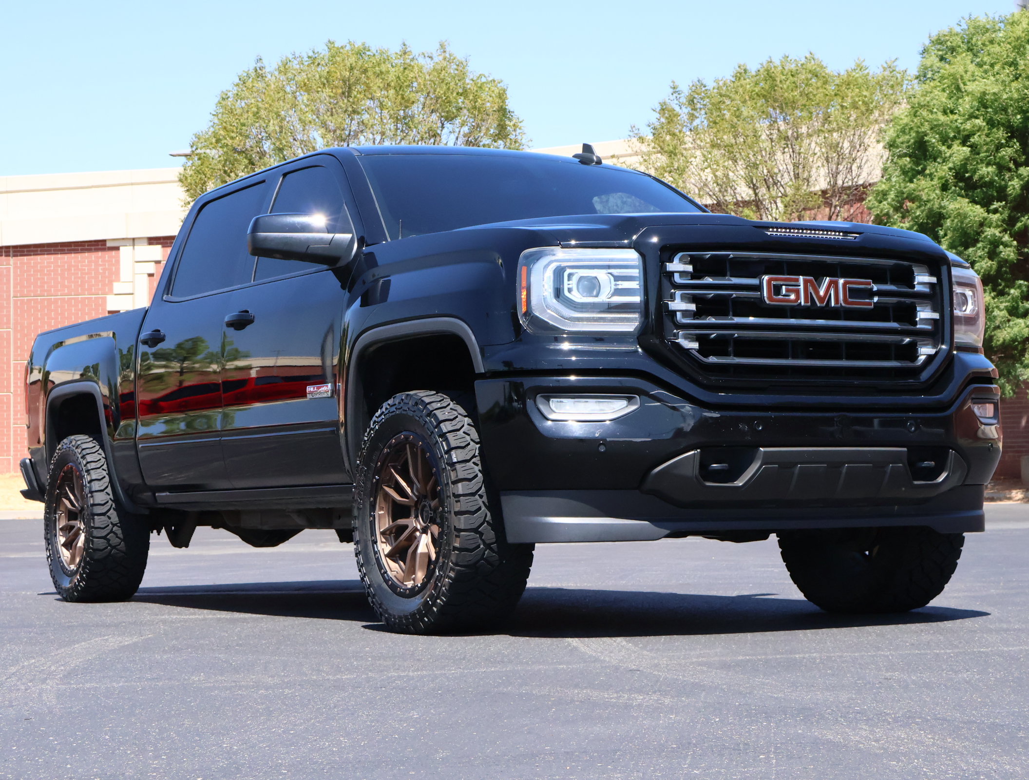 Used 2018 GMC Sierra 1500 SLT AWD/4WD video 1