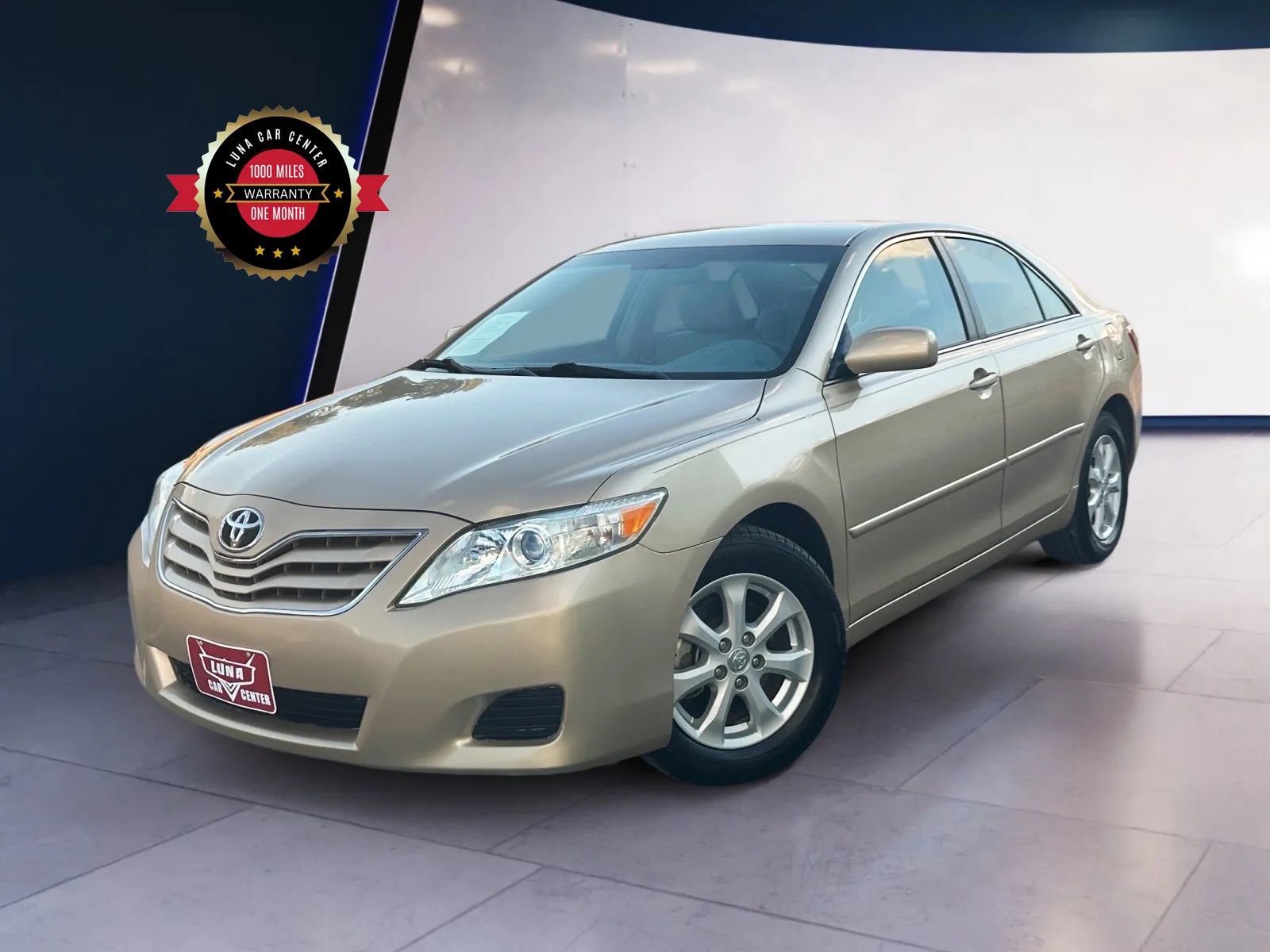 Used 2011 Toyota Camry LE w/ LE Extra-Value Pkg FWD image 1
