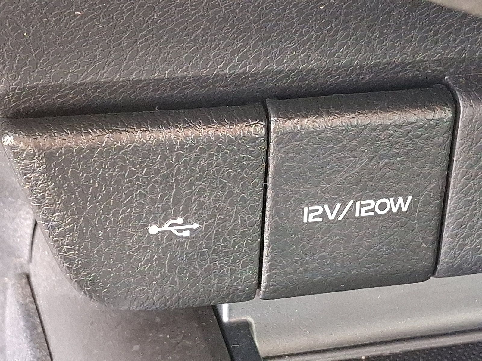 Certified 2023 Toyota Camry SE FWD image 25