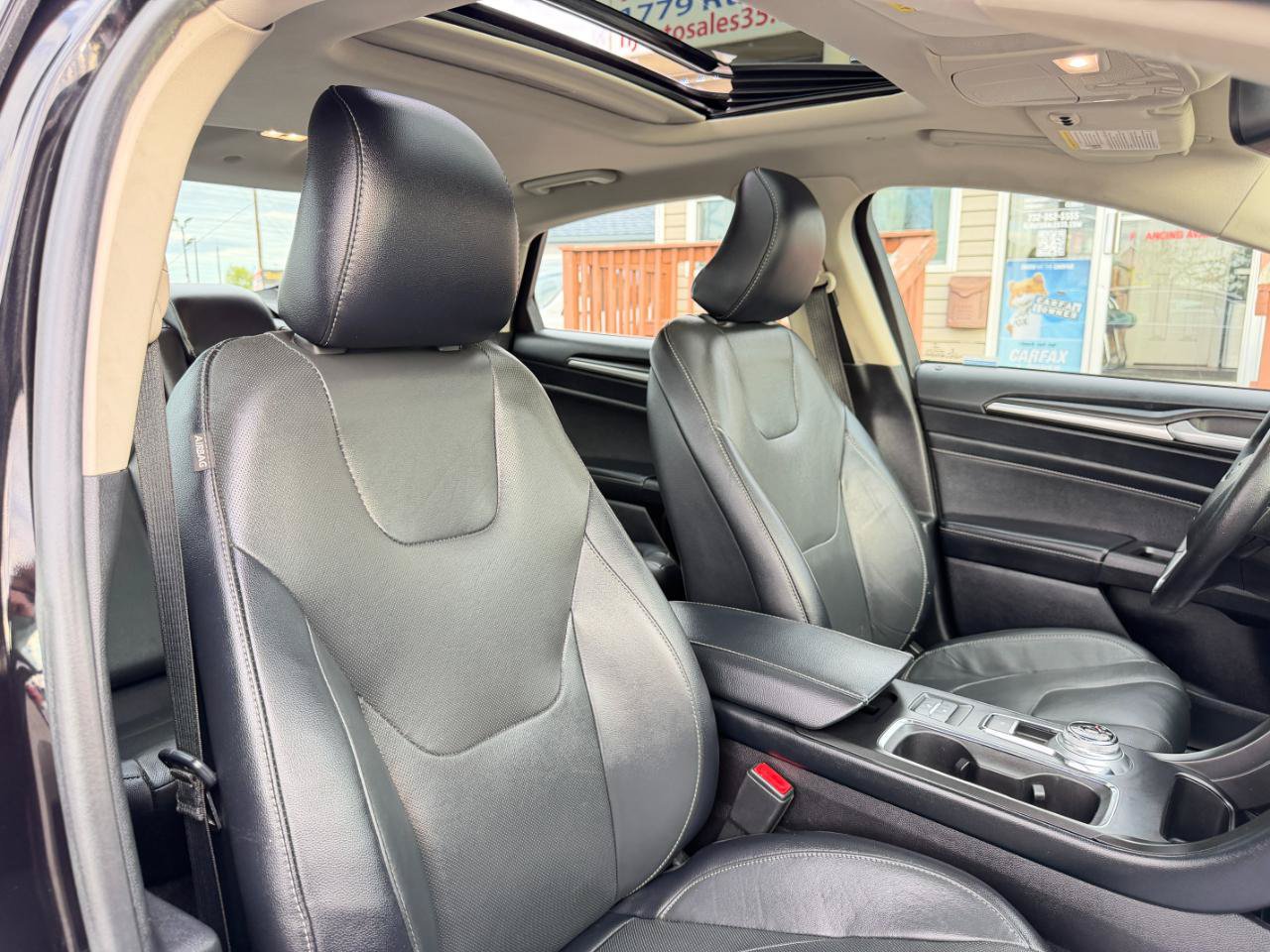 Used 2019 Ford Fusion Energi Titanium FWD image 42