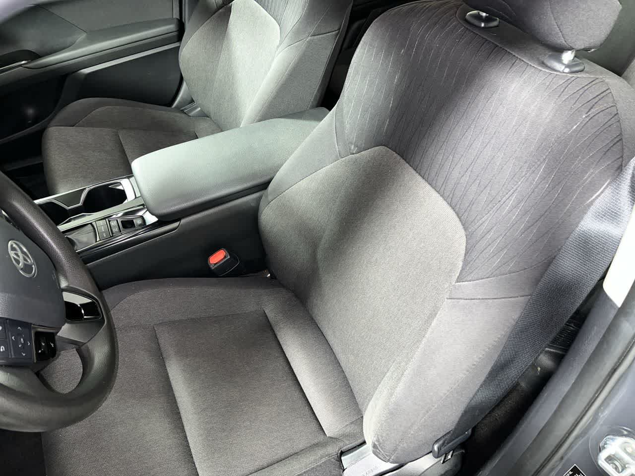 Used 2025 Toyota Camry LE FWD image 15