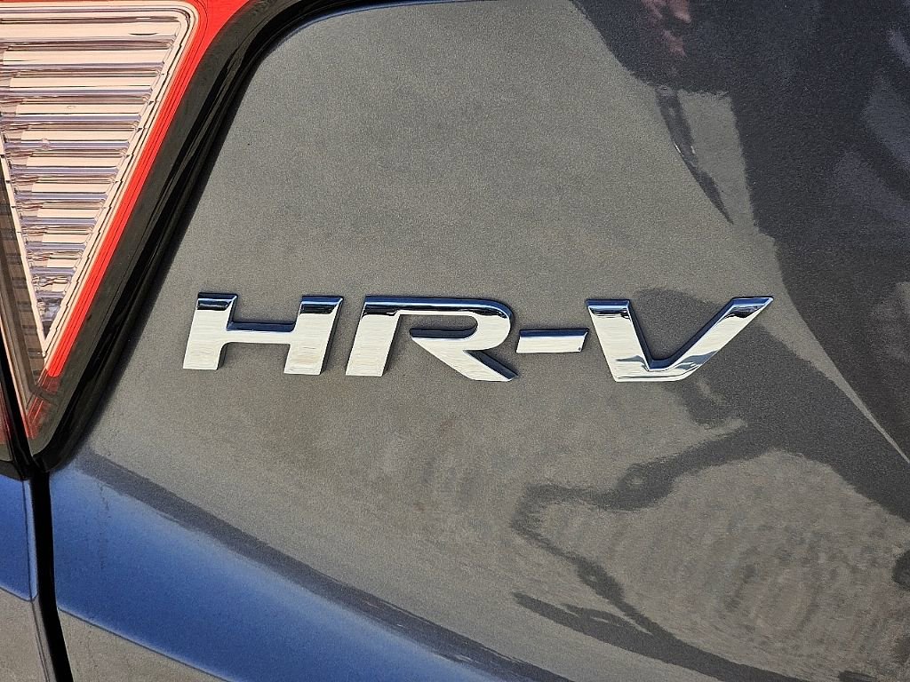 Used 2016 Honda HR-V LX image 6